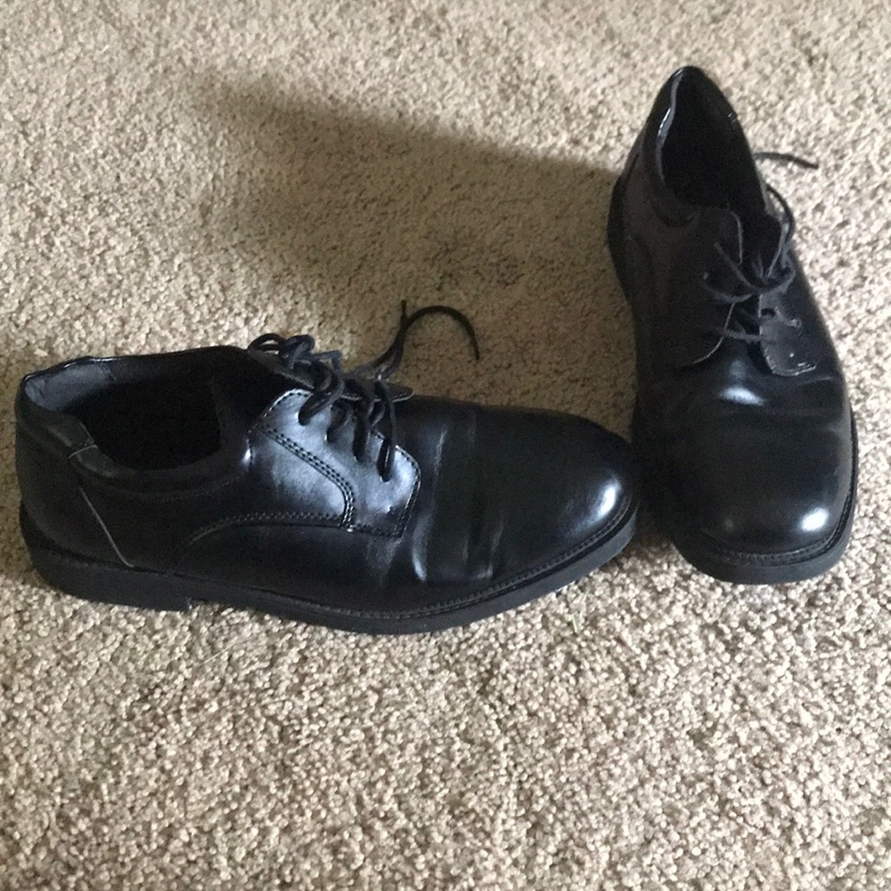 Size 10 men's dress shoes